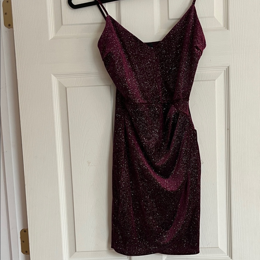 Windsor Sparkling Burgundy Mini Dress Size Medium